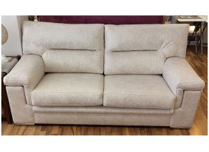 sofa-tienda-madrid-brazos-respaldo-rectos-3-plazas
