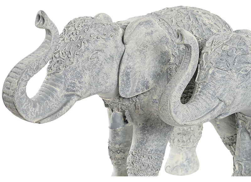 figura-elefante-gris-manton-rombos-detalle
