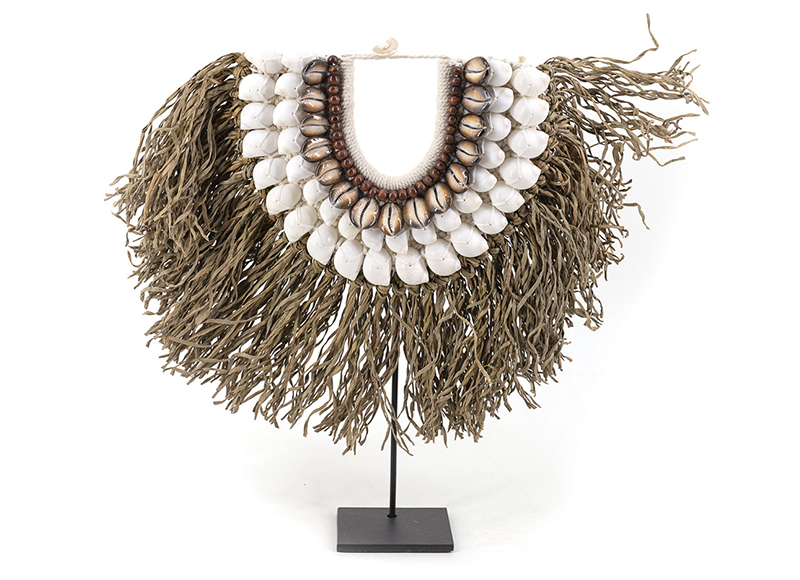 collar-decorativo-conchas-fibra-natural