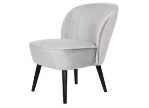 butaca-pequeña-gris-patas-negras