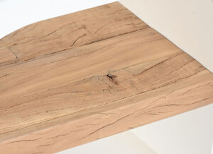 mueble-tv-moderno-blanco-huecos-baldas-madera-detalle