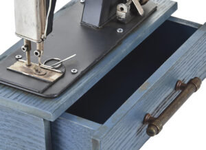 maquina-coser-vintage-decoracion-cajon