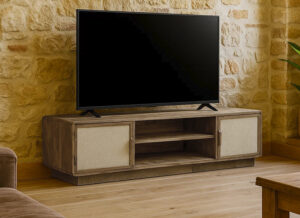 mueble-television-madera-natural-salon